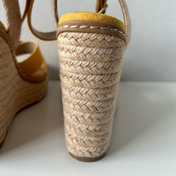 Soda Wedge Platform - Golden Yellow - Sz 7 - Picture 11 of 15